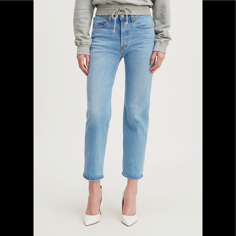 Levi’s Wedgie Straight Jeans in Jive Indigo